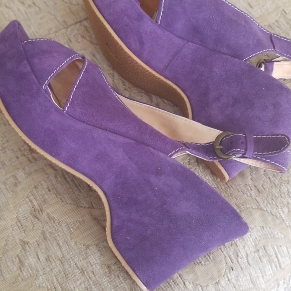 SOLD OUT - Picture 3 of 6